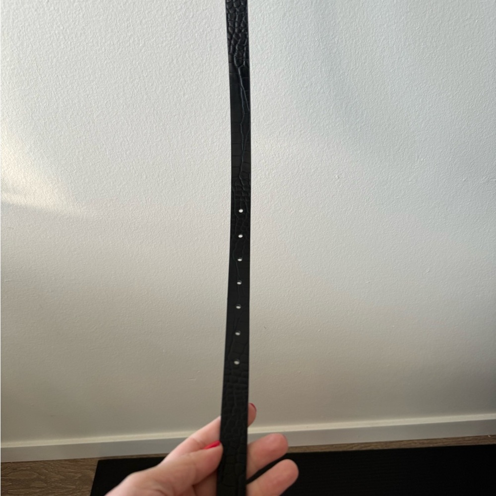 Black Crocodile Pattern Belt
